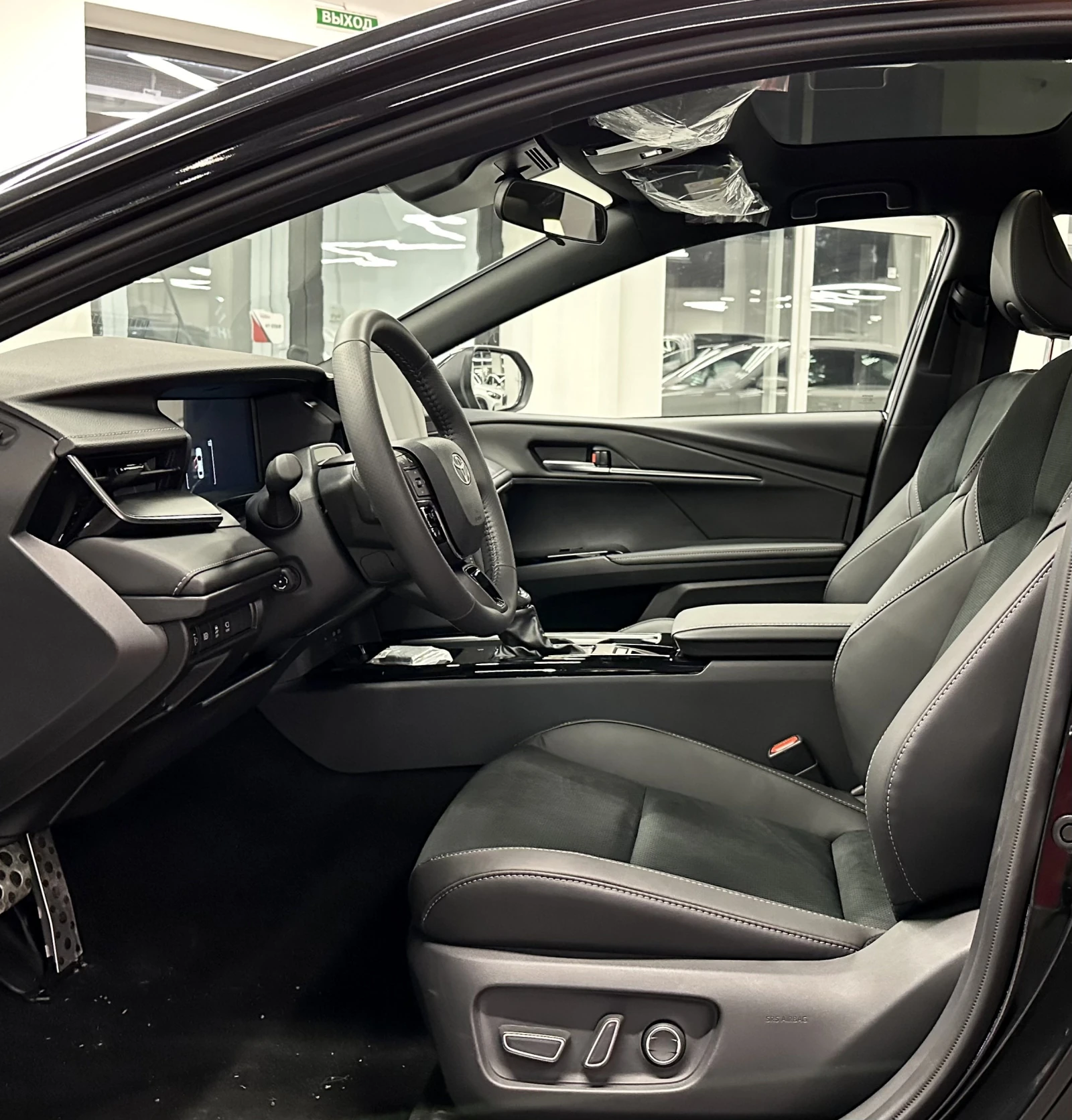 Toyota Camry, 2025г, передний привод, вариатор