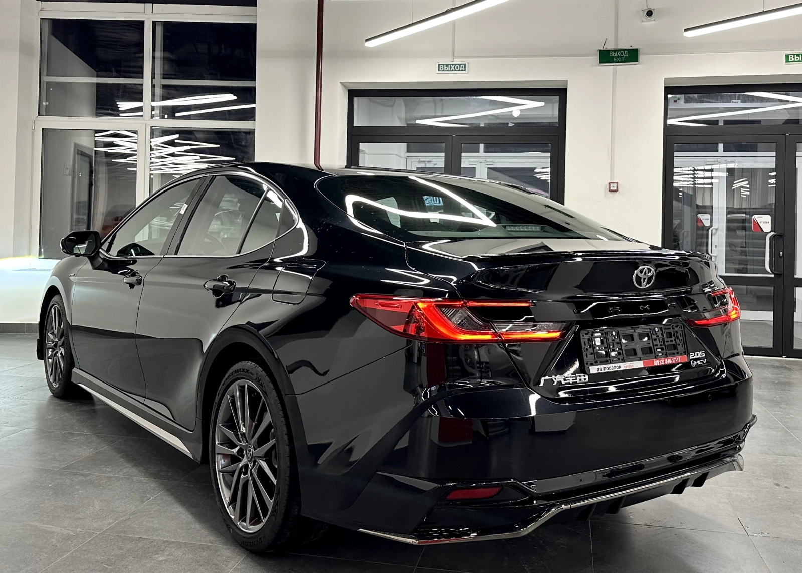 Toyota Camry, 2025г, передний привод, вариатор