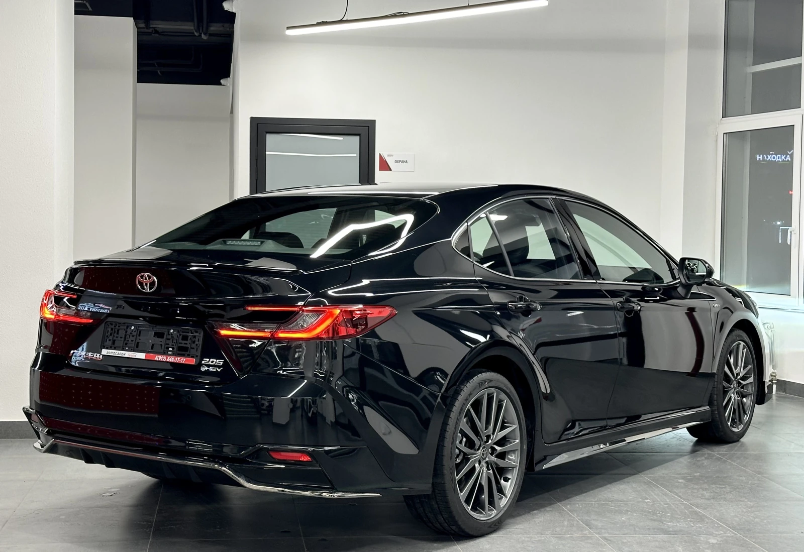 Toyota Camry, 2025г, передний привод, вариатор