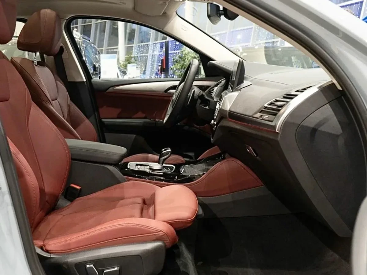 BMW X4, 2024г, полный привод, автомат