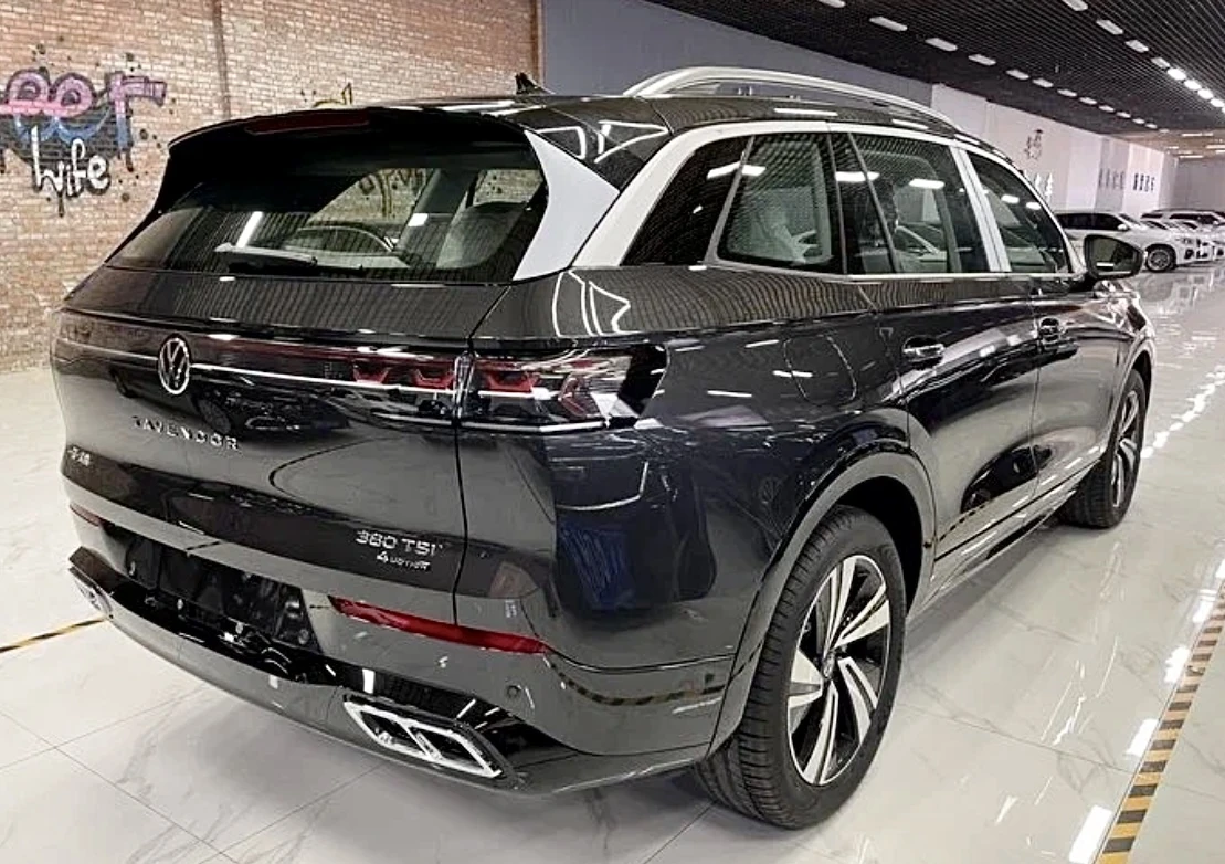 Volkswagen Tavendor, 2024г, полный привод, робот