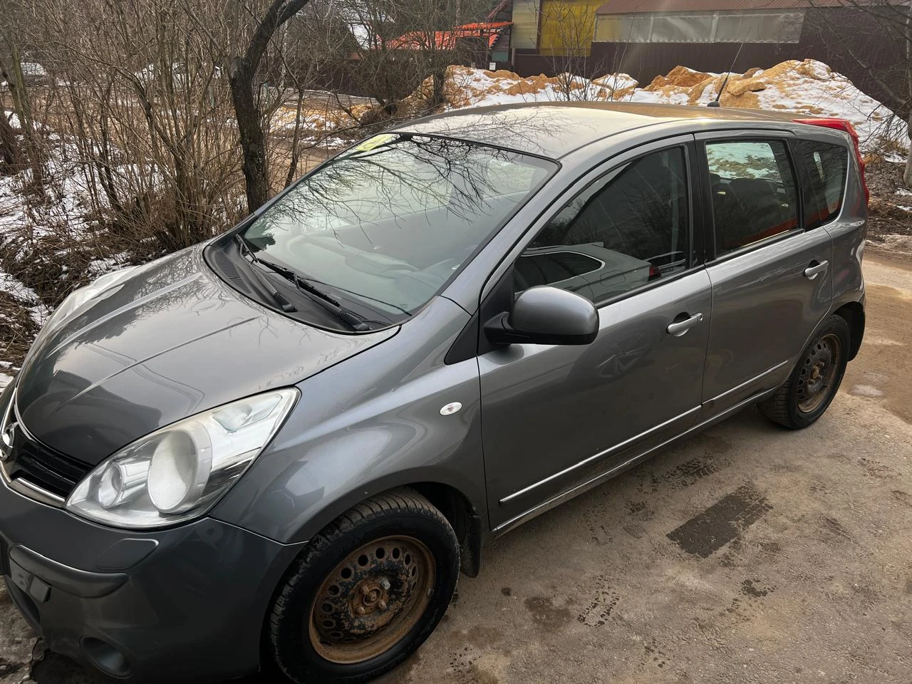 Nissan Note, 2011г, передний привод, механика