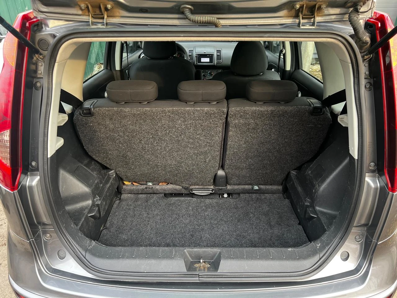 Nissan Note, 2011г, передний привод, механика