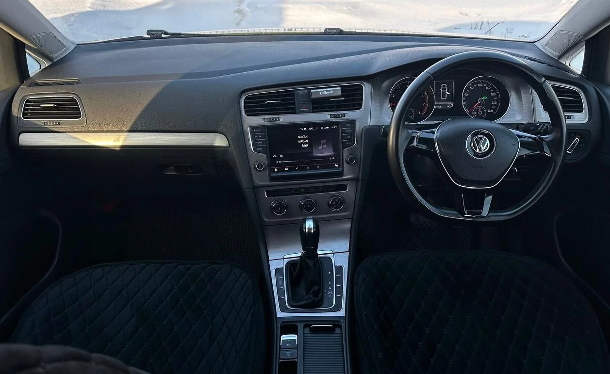 Volkswagen Golf, 2013г, передний привод, робот