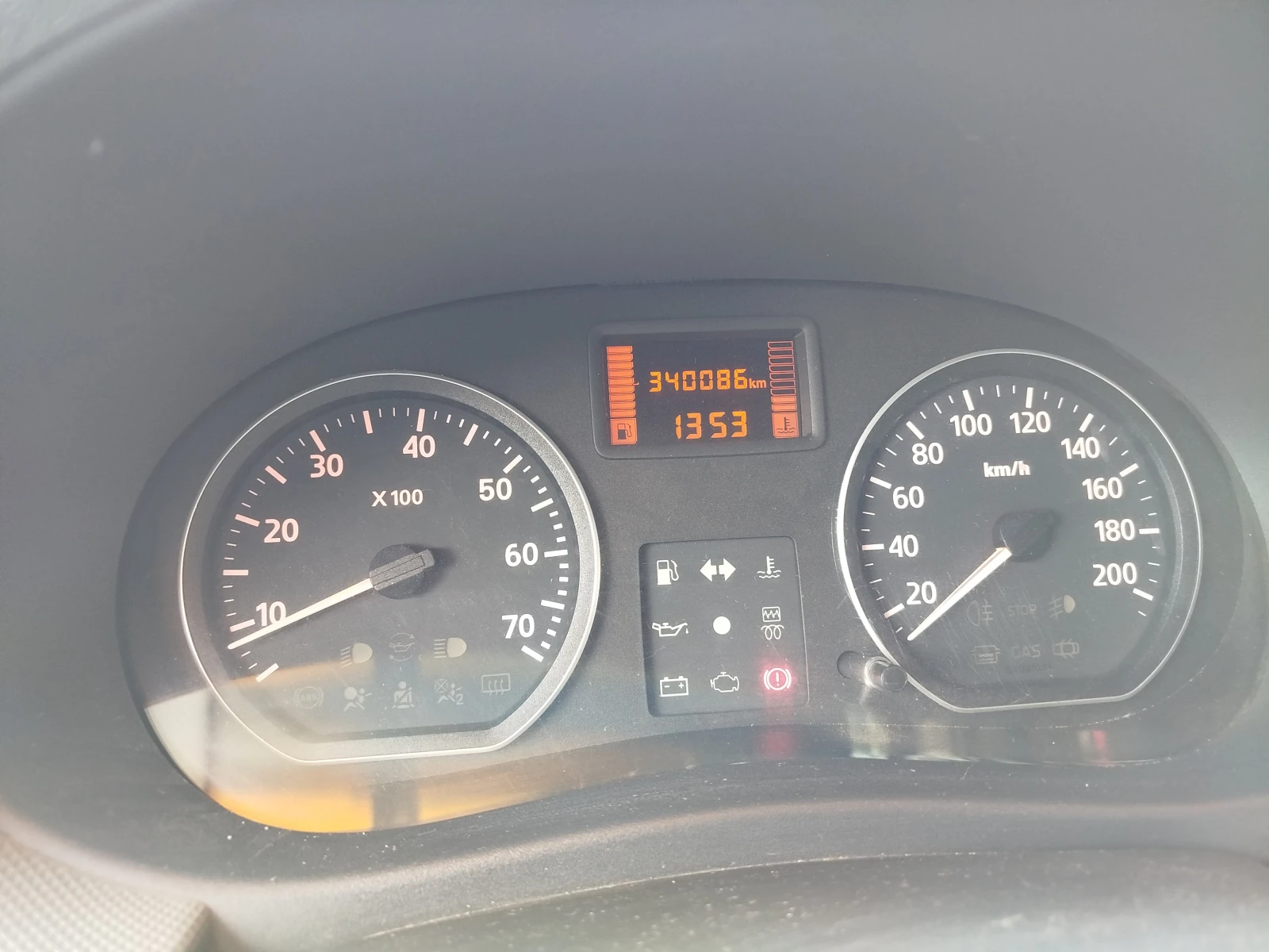 Renault Logan, 2011г, передний привод, механика