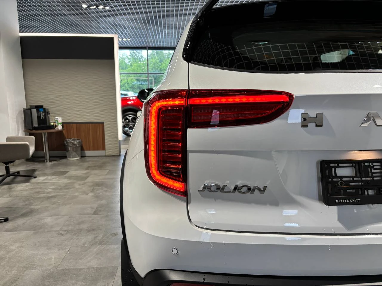 Haval Jolion, 2024г, передний привод, робот