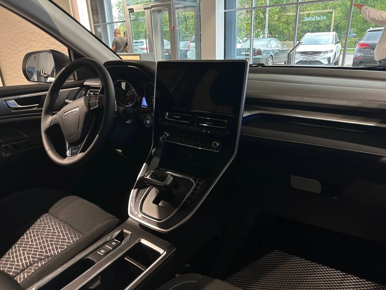 Haval M6, 2024г, передний привод, робот