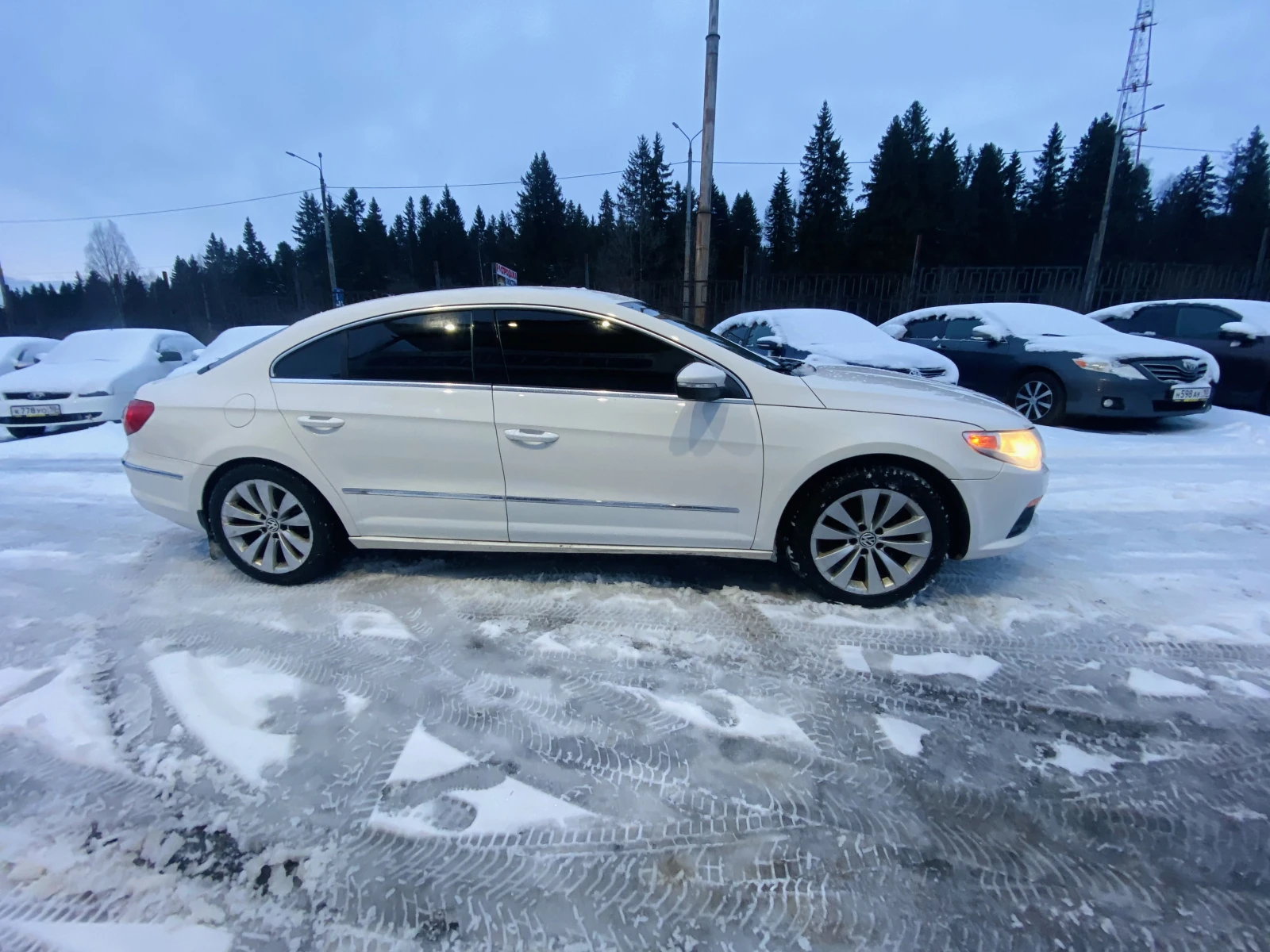 Volkswagen Passat CC, 2009г, передний привод, автомат