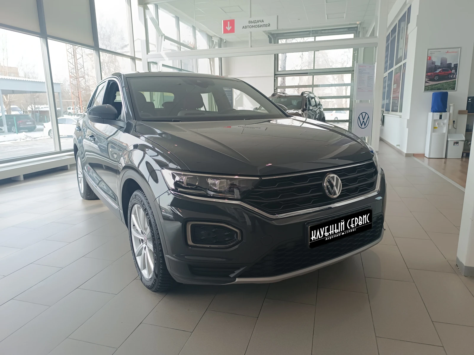 Volkswagen T-Roc, 2019г, полный привод, робот