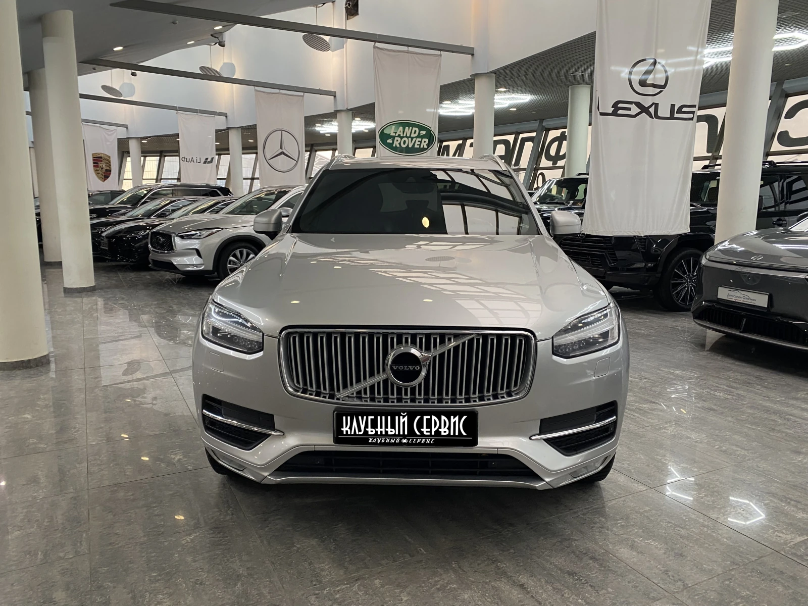 Volvo XC90, 2017г, полный привод, автомат