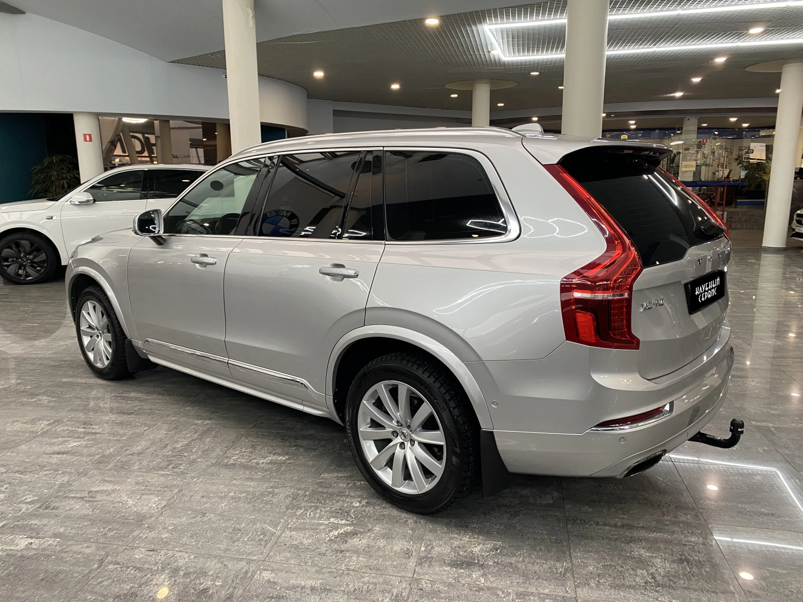 Volvo XC90, 2017г, полный привод, автомат