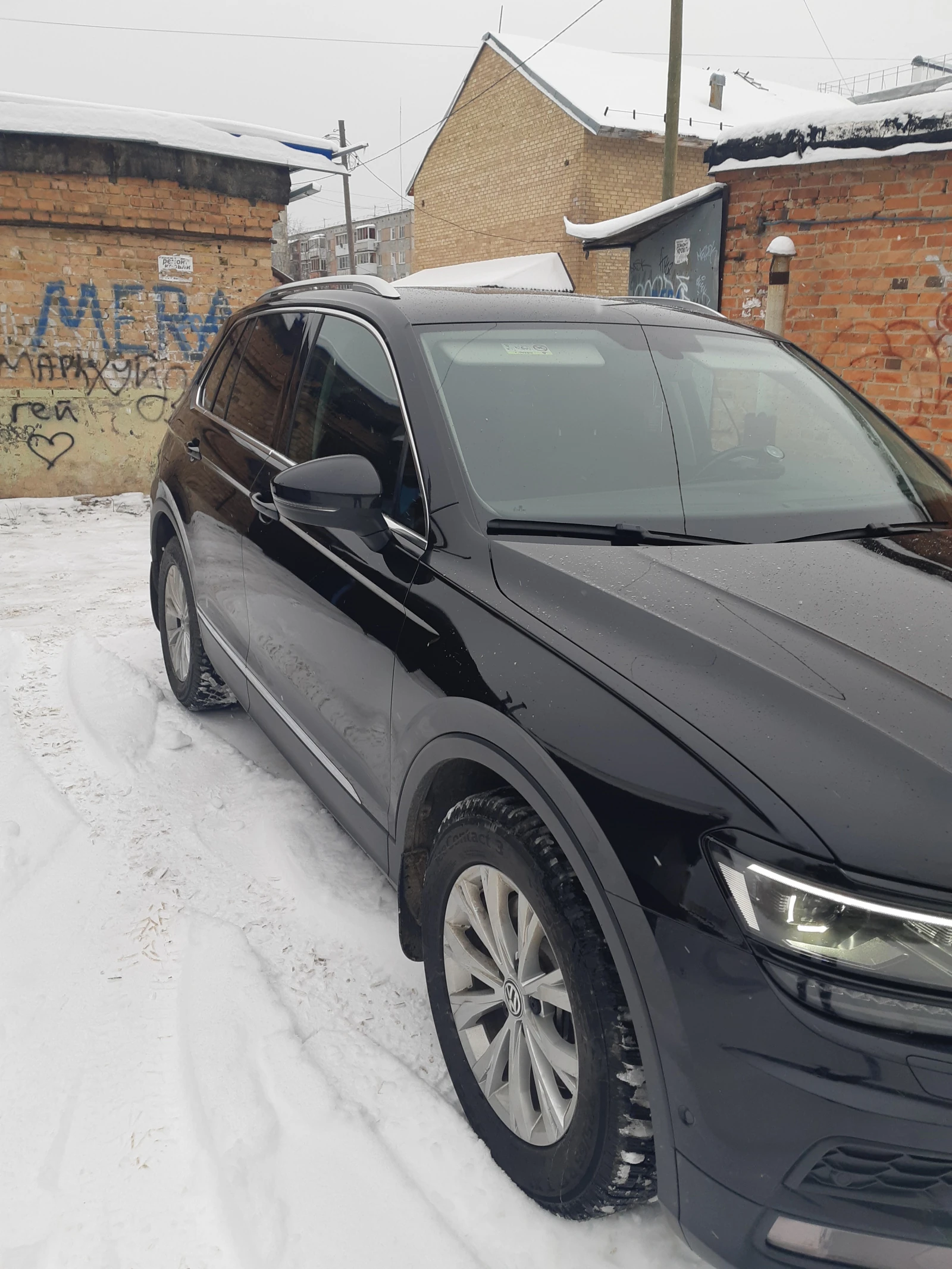 Volkswagen Tiguan, 2017г, полный привод, робот