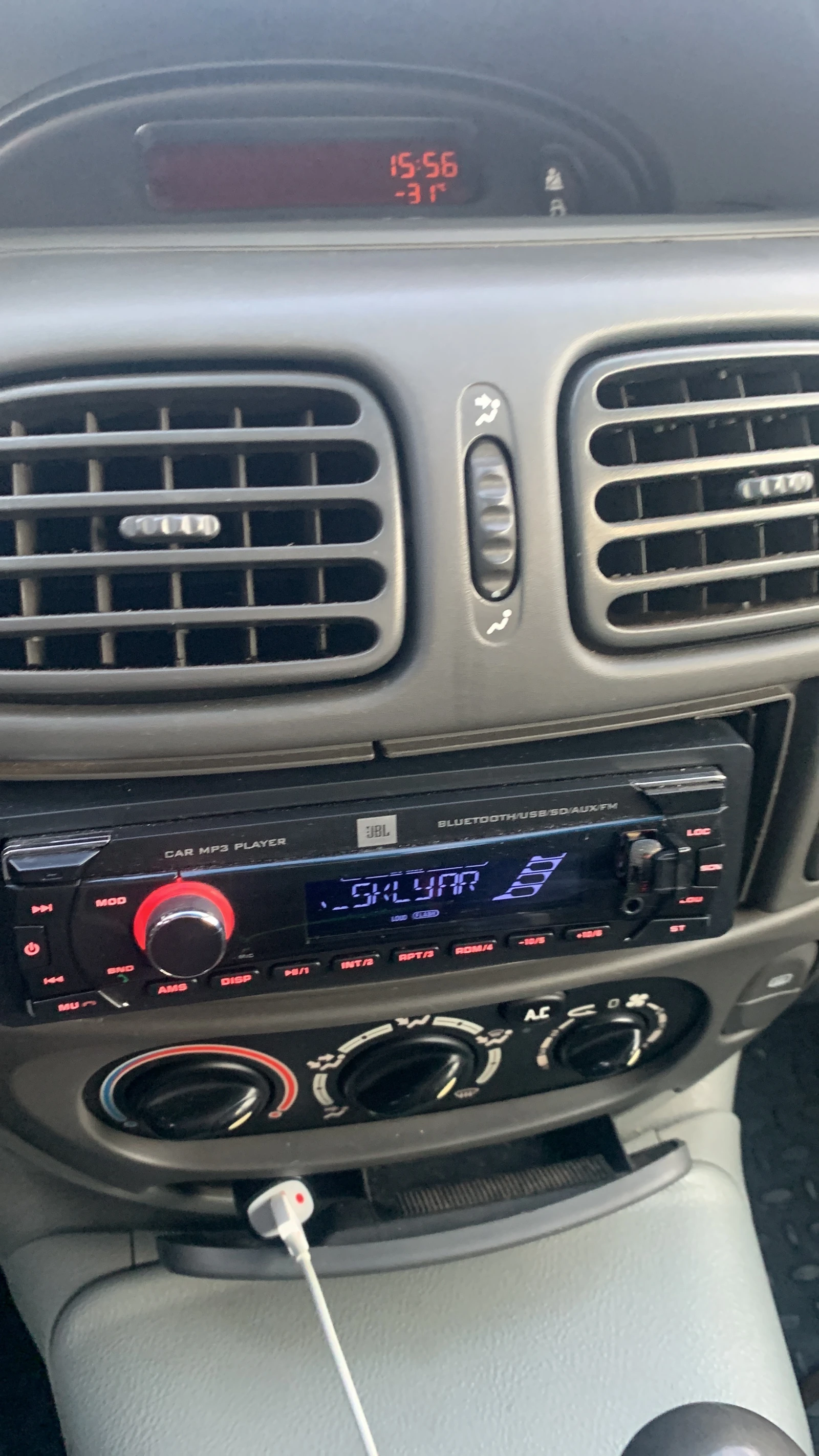 Renault Scenic, 2000г, передний привод, автомат