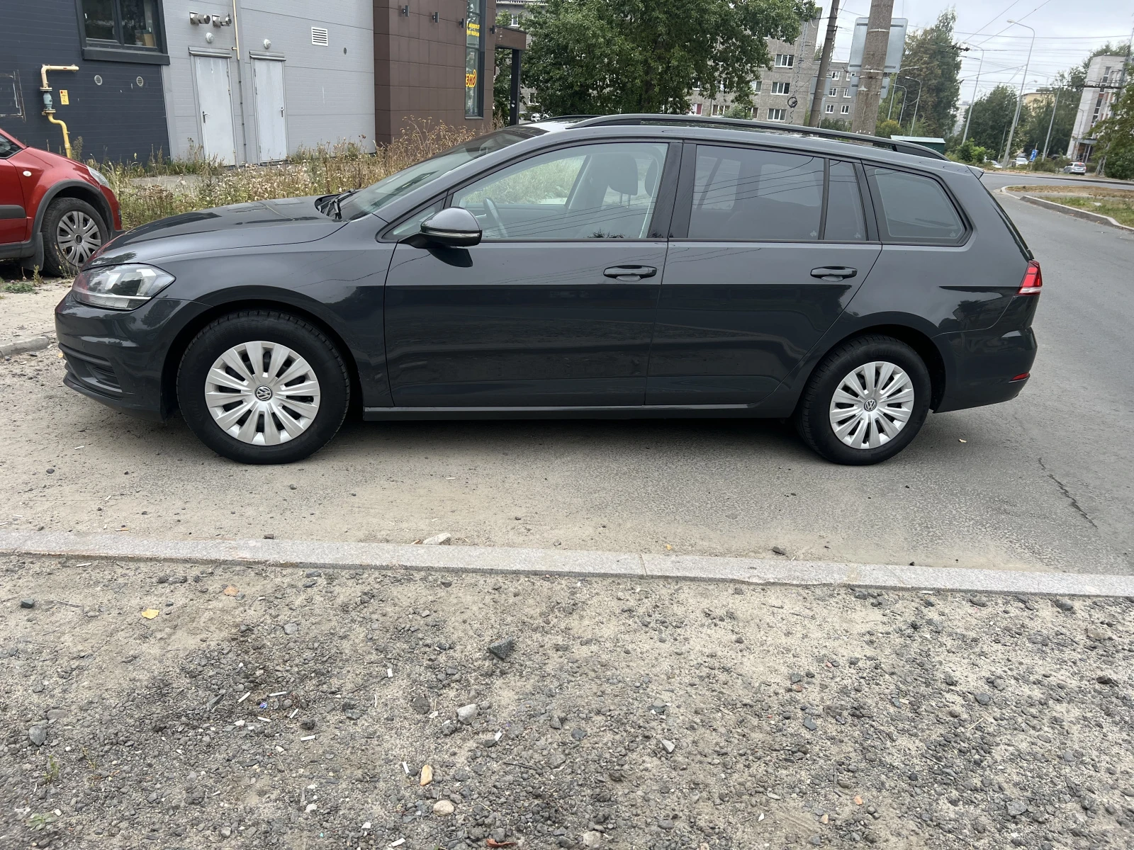 Volkswagen Golf, 2019г, передний привод, механика