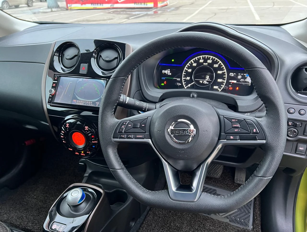 Nissan Note, 2018г, передний привод, автомат