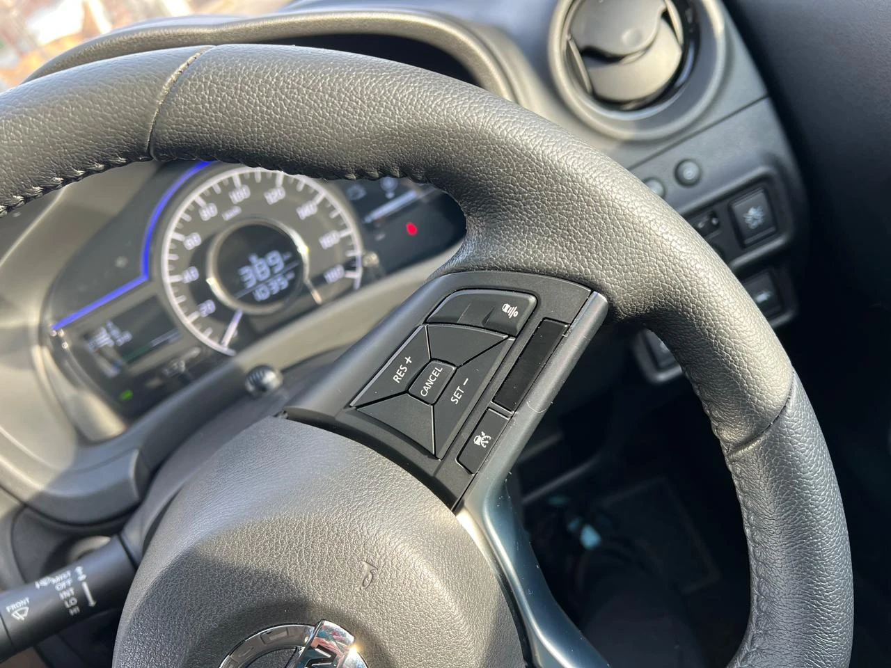 Nissan Note, 2018г, передний привод, автомат