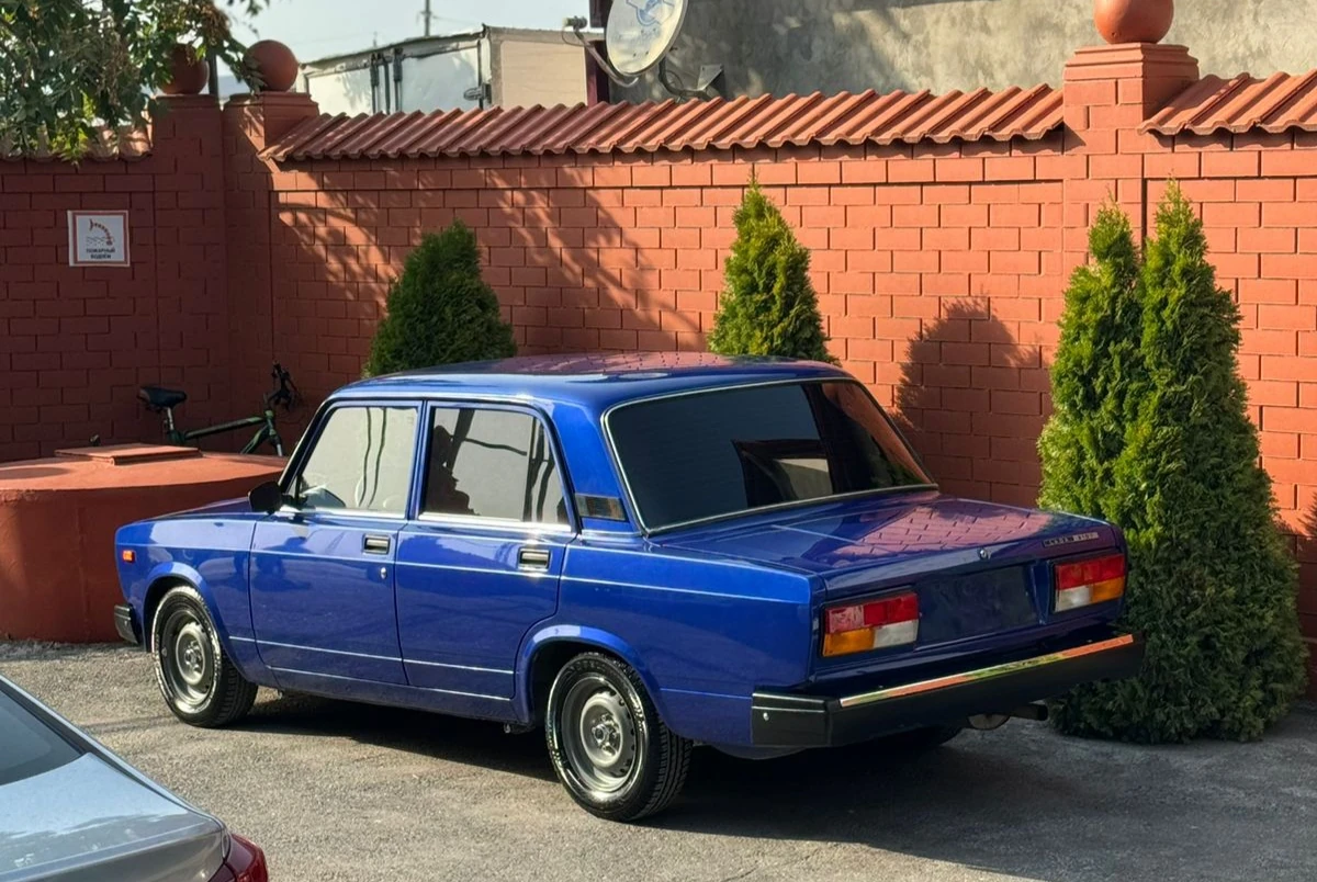 Lada (ВАЗ) 2107, 2010г., задний привод, механика