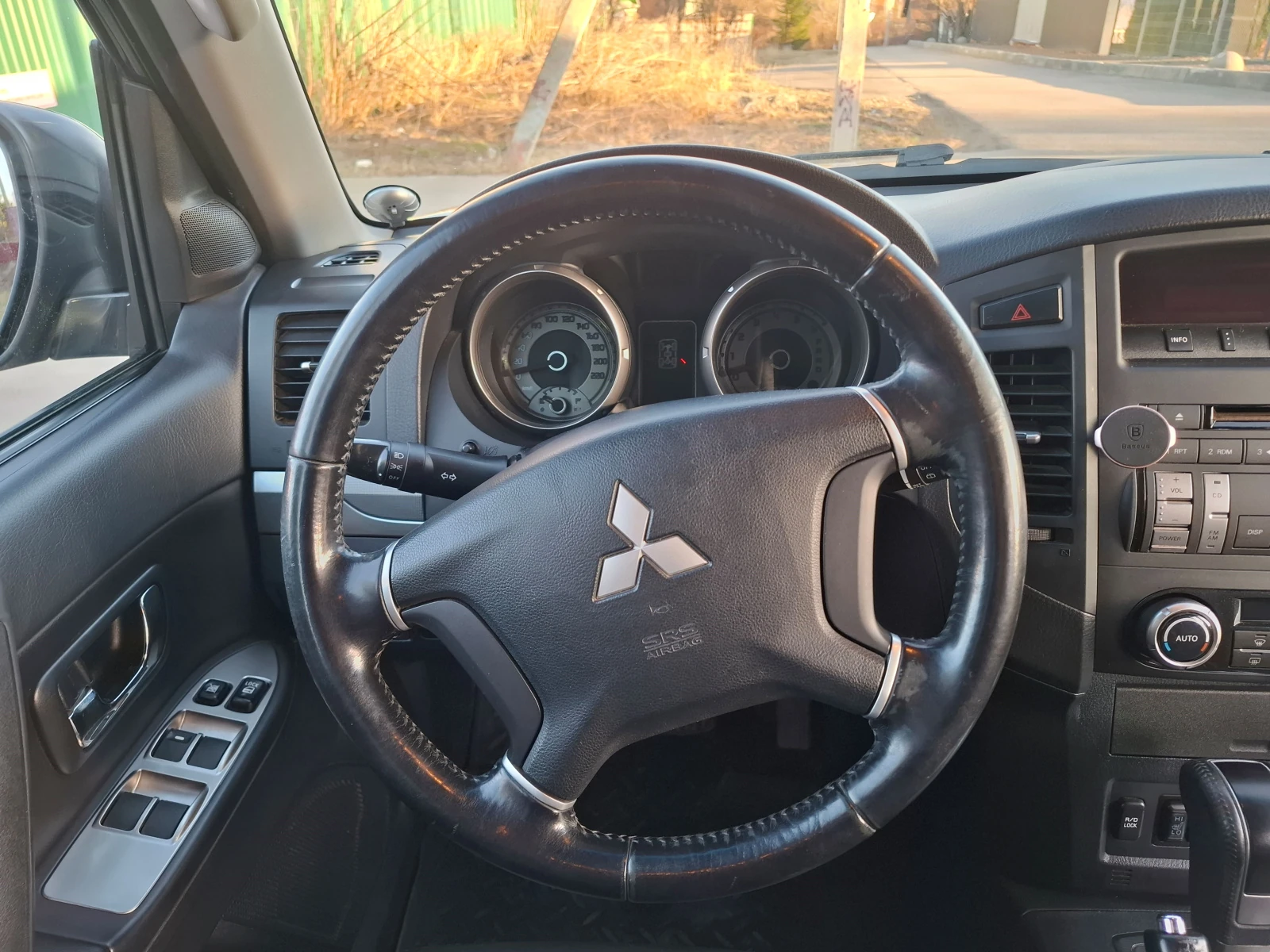 Mitsubishi Pajero, 2010г, полный привод, автомат