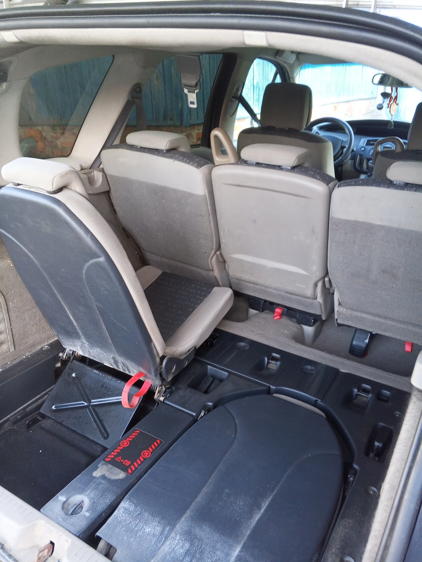 Renault Scenic, 2006г, передний привод, механика