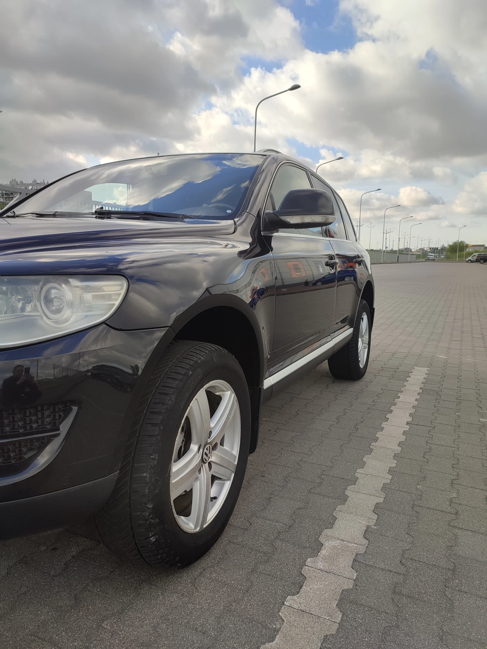 Volkswagen Touareg, 2008г, полный привод, автомат