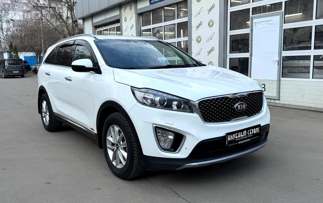 Kia Sorento, 2015г, полный привод, автомат