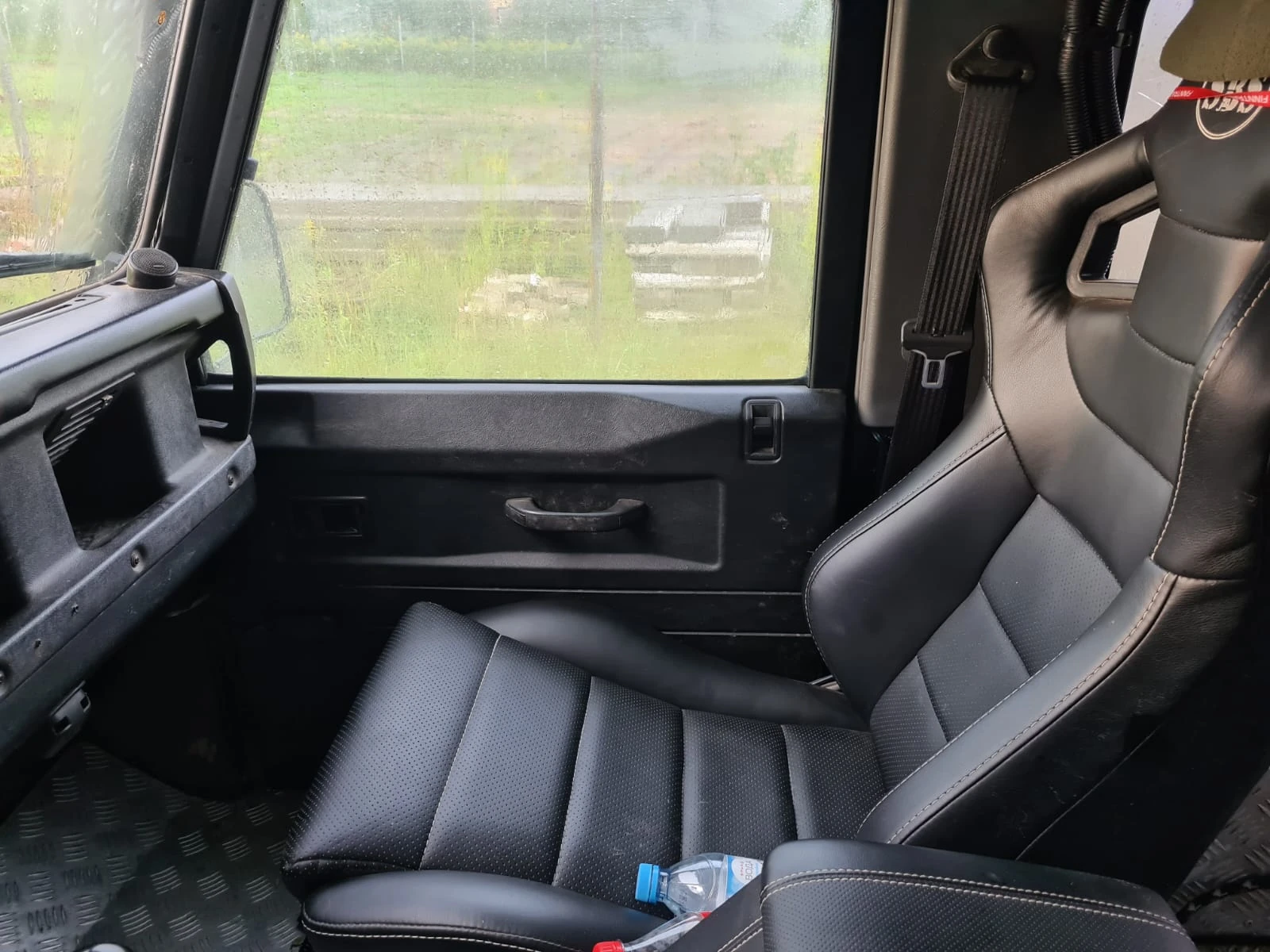 Land Rover Defender, 2006г, полный привод, механика