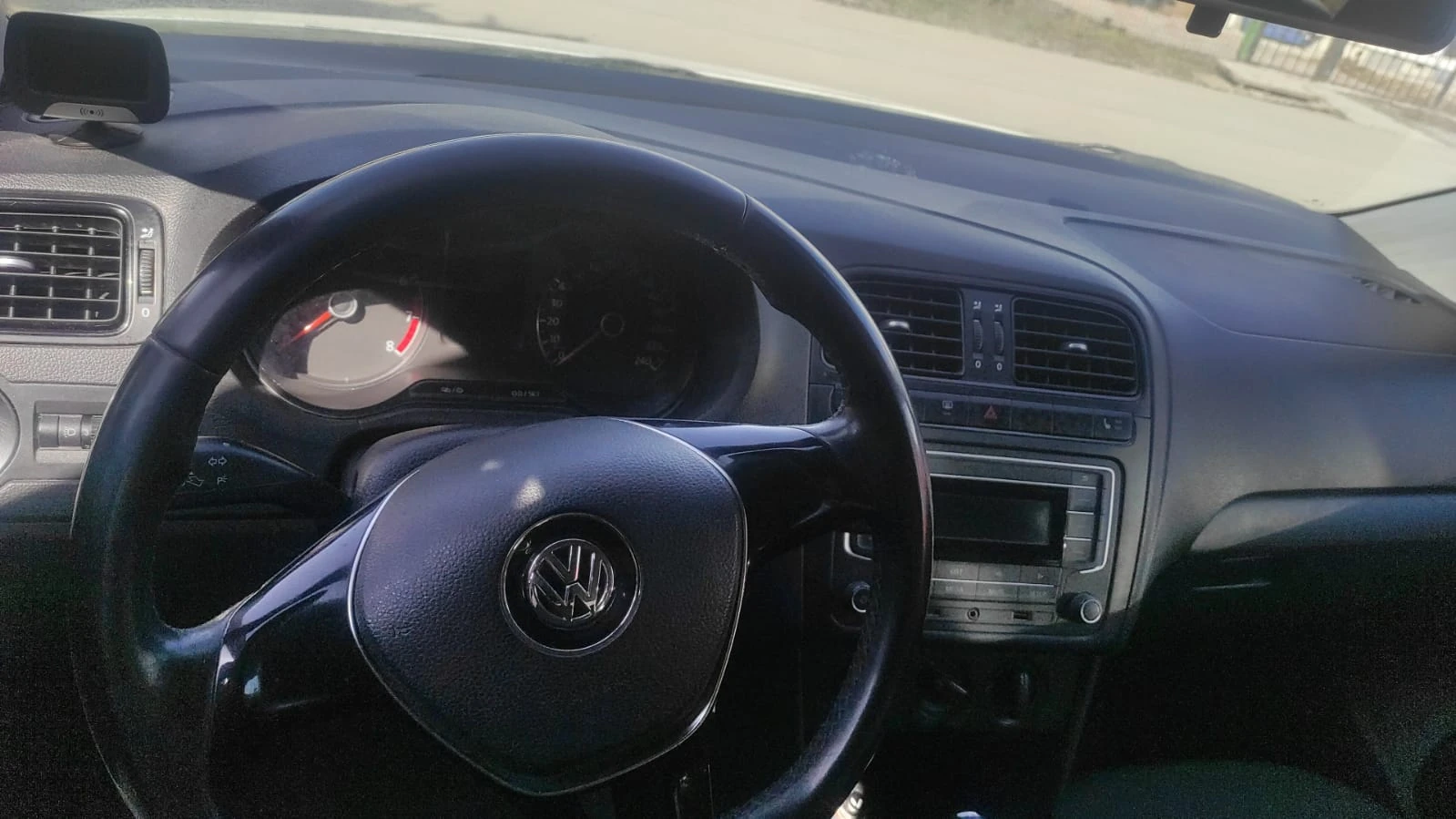 Volkswagen Polo, 2015г, передний привод, автомат