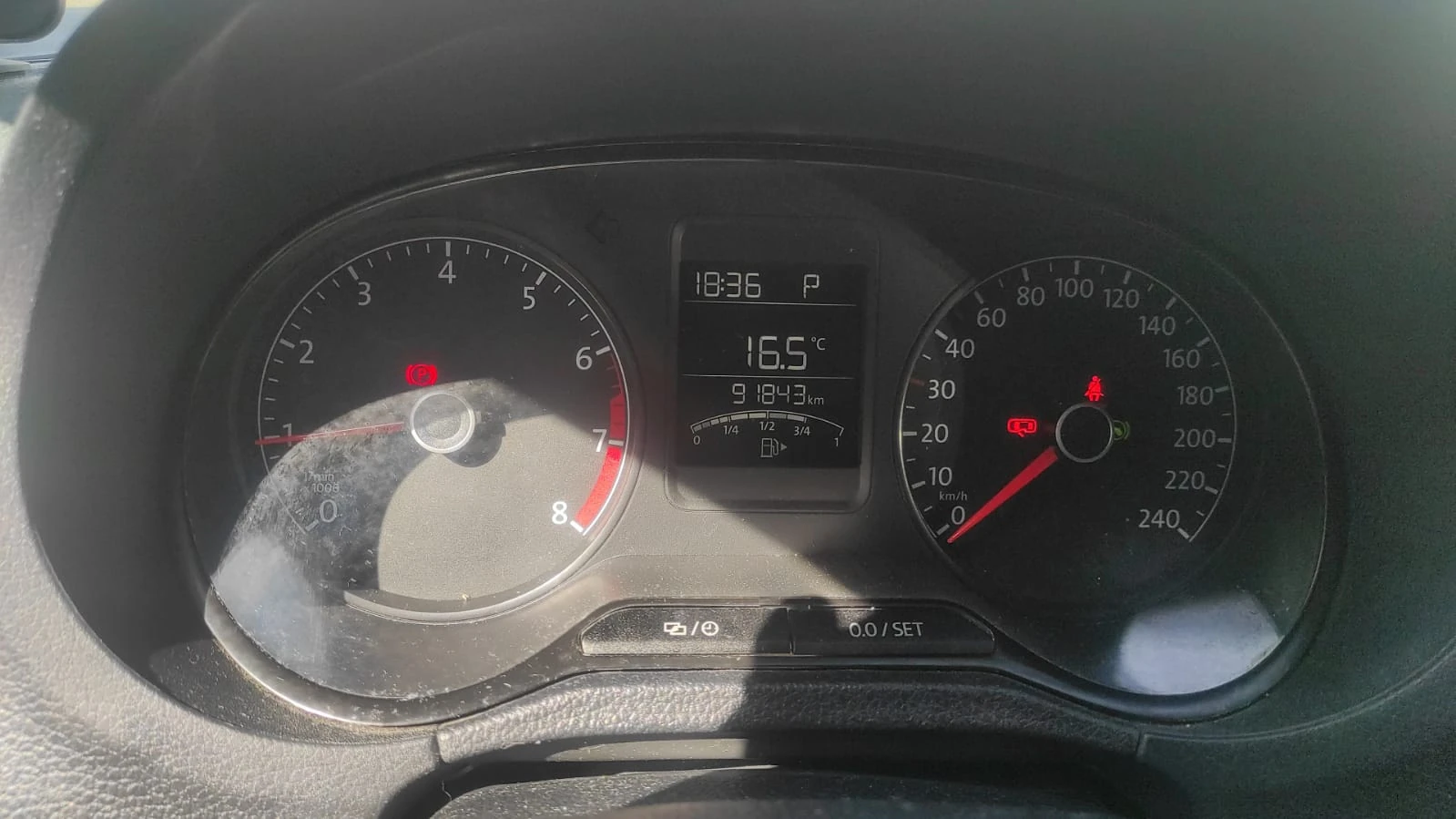 Volkswagen Polo, 2015г, передний привод, автомат