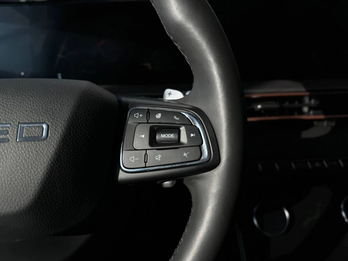 EXEED , 2023г., полный привод, робот