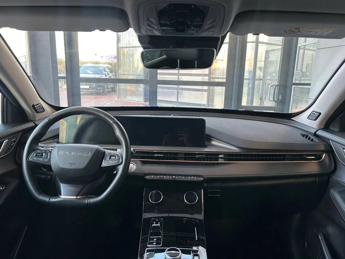 EXEED , 2023г., полный привод, робот