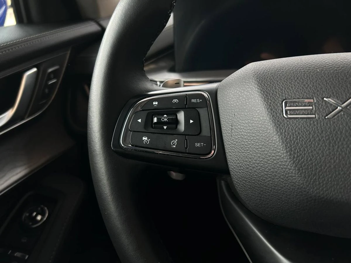 EXEED , 2023г., полный привод, робот