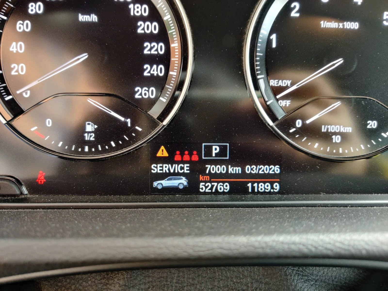 BMW X1, 2021г, передний привод, робот