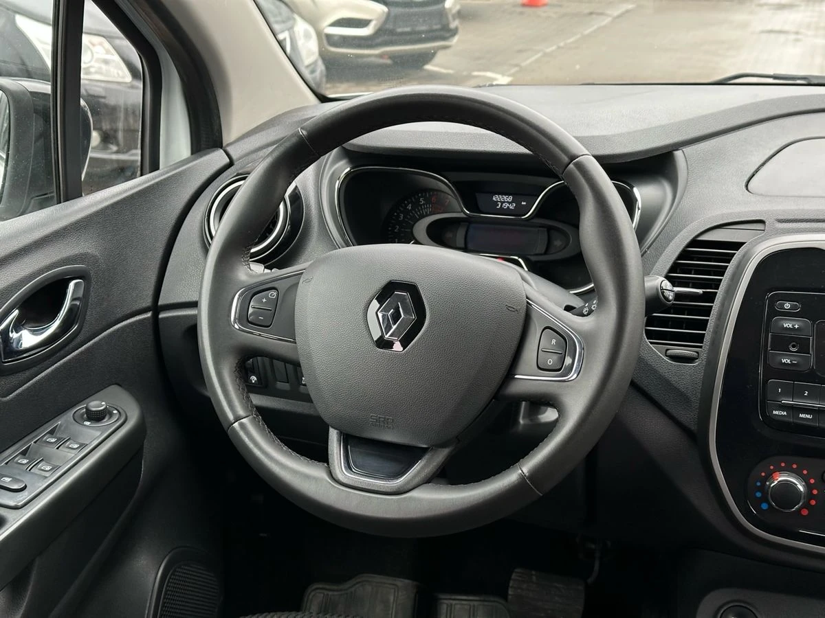 Renault Kaptur, 2018г, передний привод, вариатор