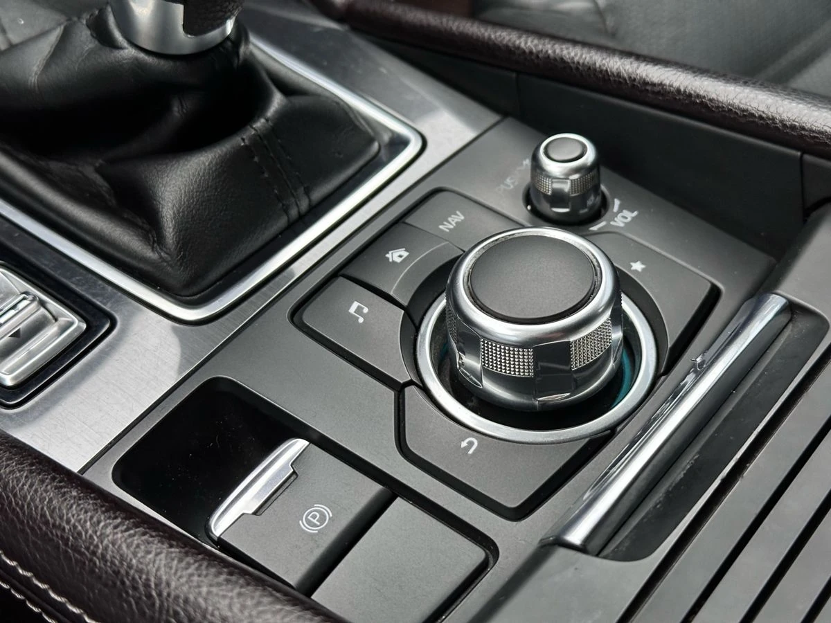 Mazda 6, 2016г, передний привод, автомат