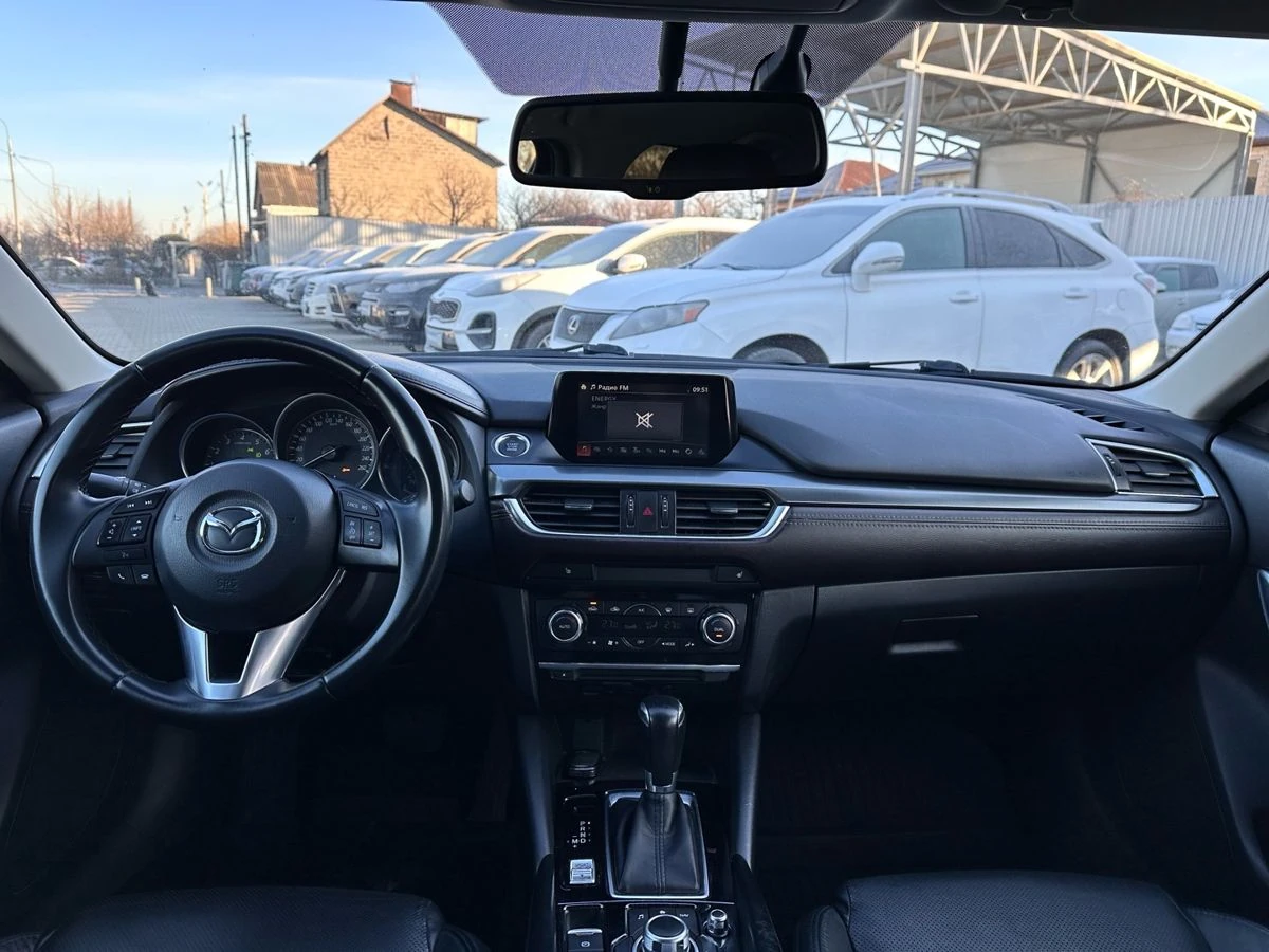 Mazda 6, 2015г, передний привод, автомат