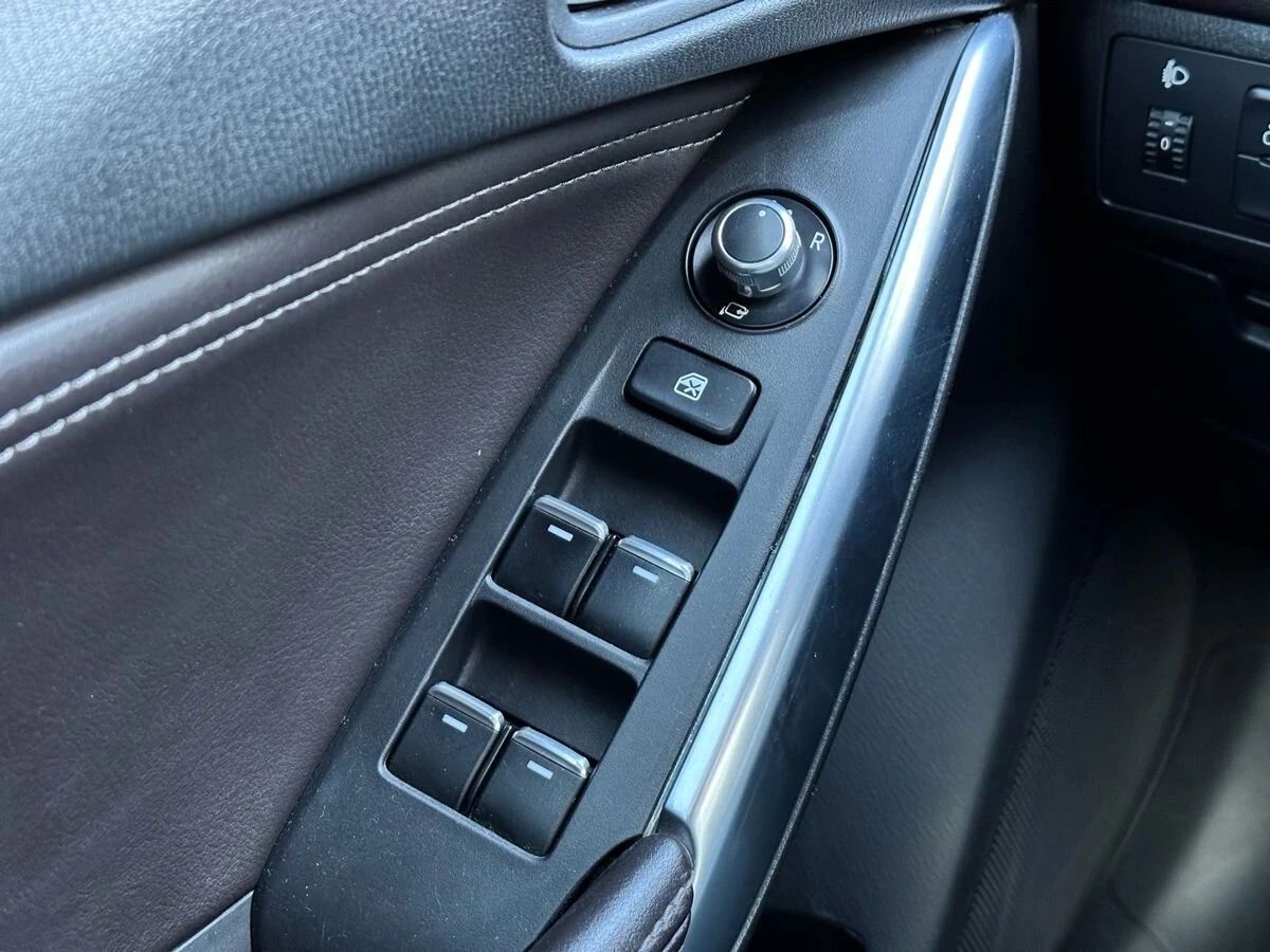 Mazda 6, 2015г, передний привод, автомат