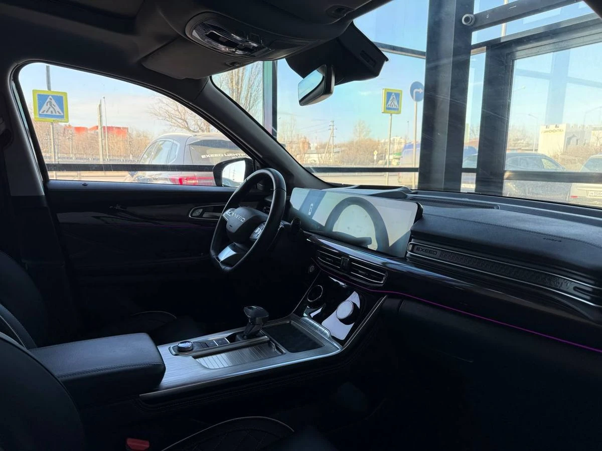 EXEED , 2022г., полный привод, робот