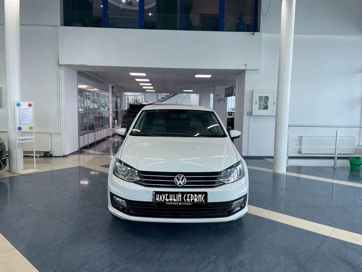 Volkswagen Polo, 2018г, передний привод, механика