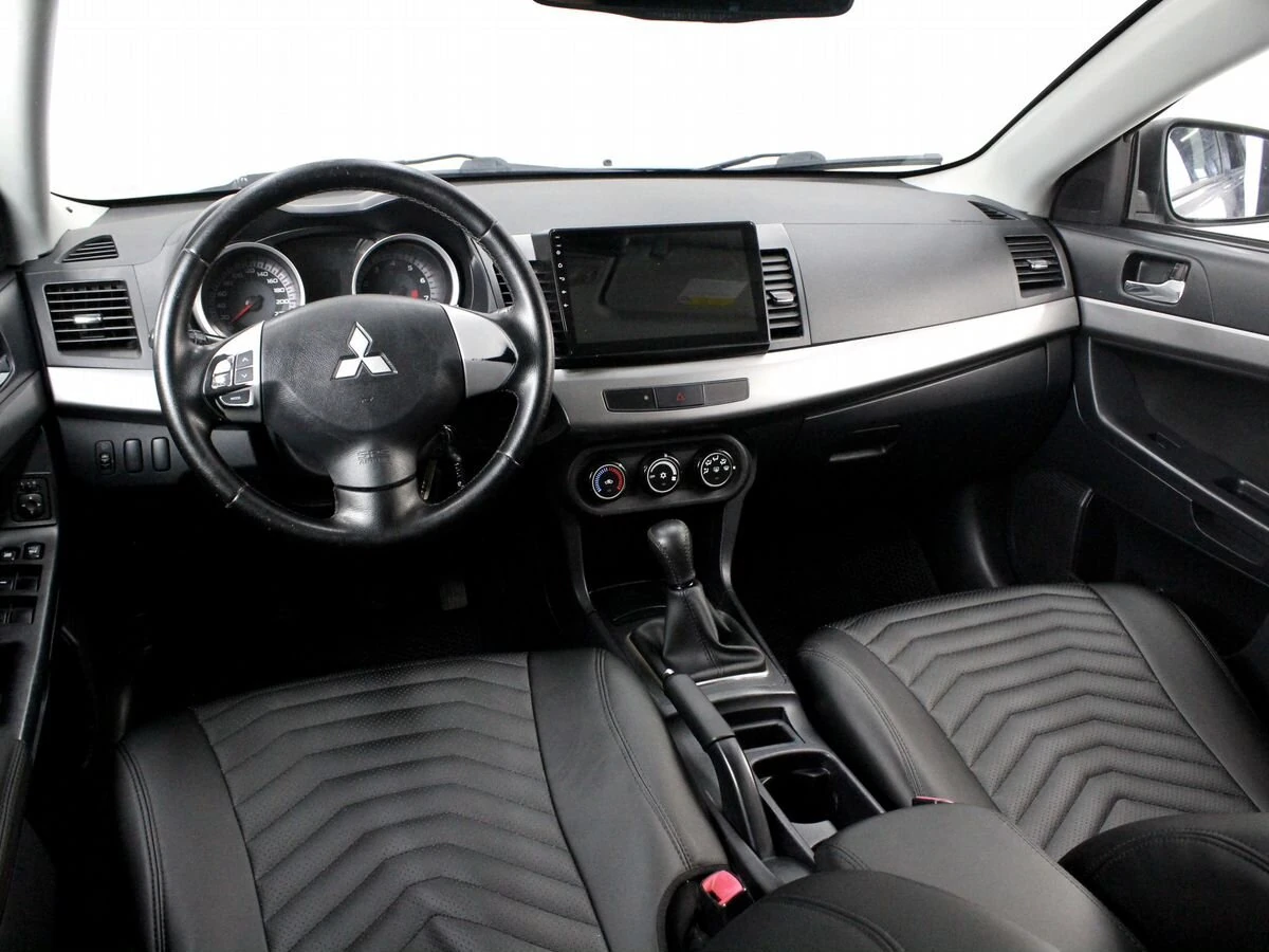 Mitsubishi Lancer, 2007г, передний привод, механика