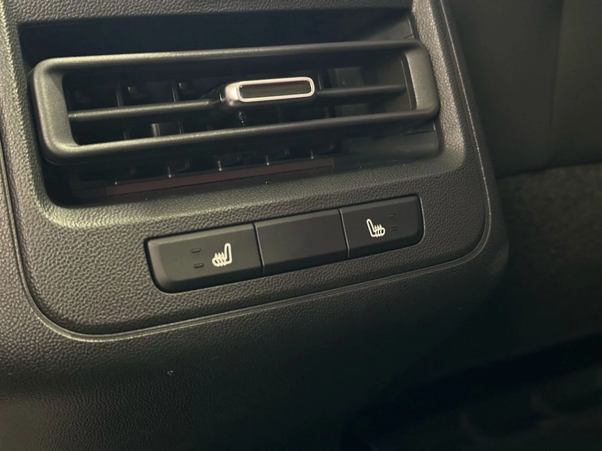 Changan , 2023г., передний привод, робот