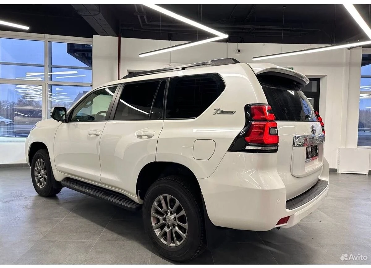Toyota Land Cruiser Prado, 2021г, полный привод, автомат