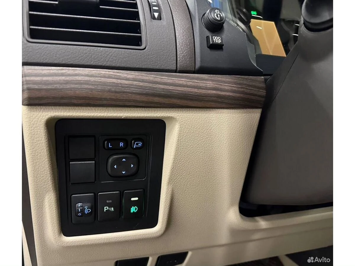 Toyota Land Cruiser Prado, 2021г, полный привод, автомат