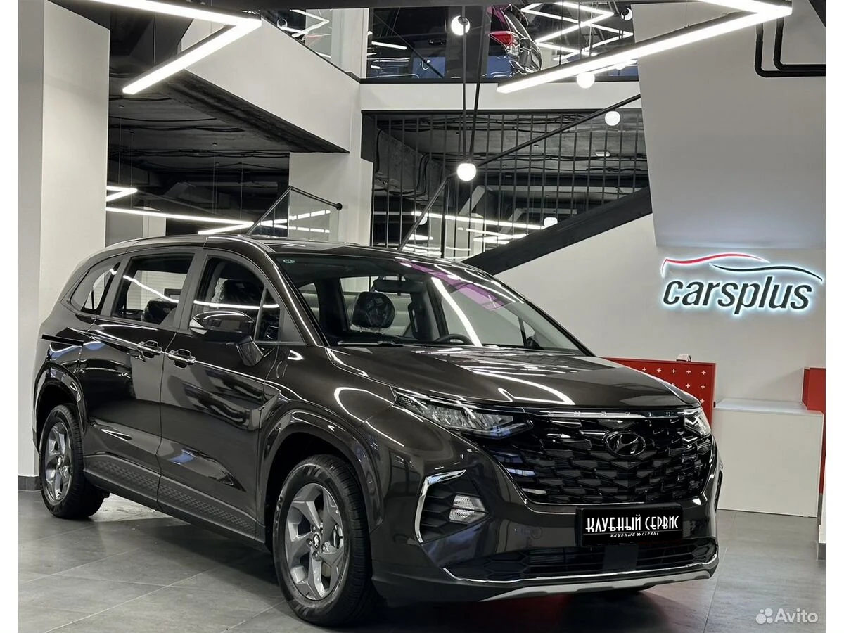 Hyundai Custin, 2024г, передний привод, автомат