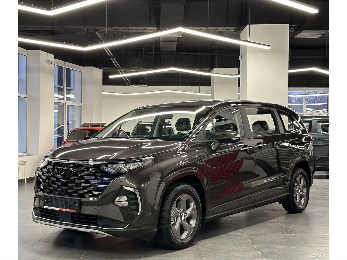 Hyundai Custin, 2024г, передний привод, автомат