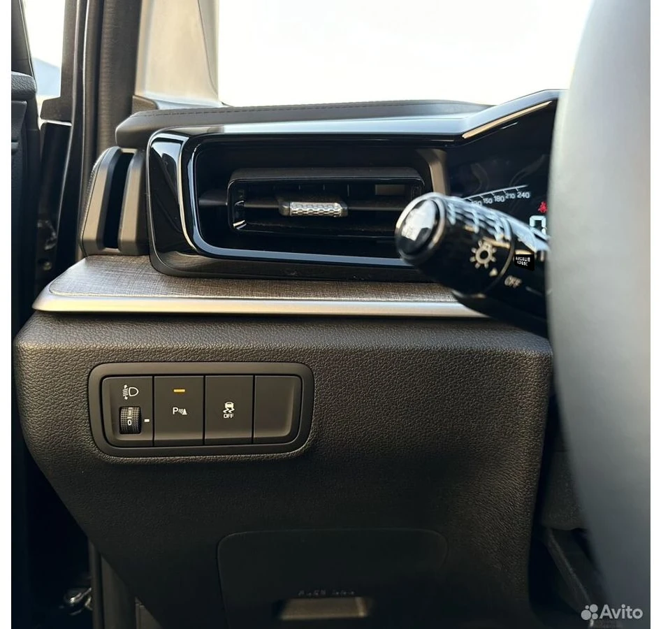 Hyundai Custin, 2024г, передний привод, автомат