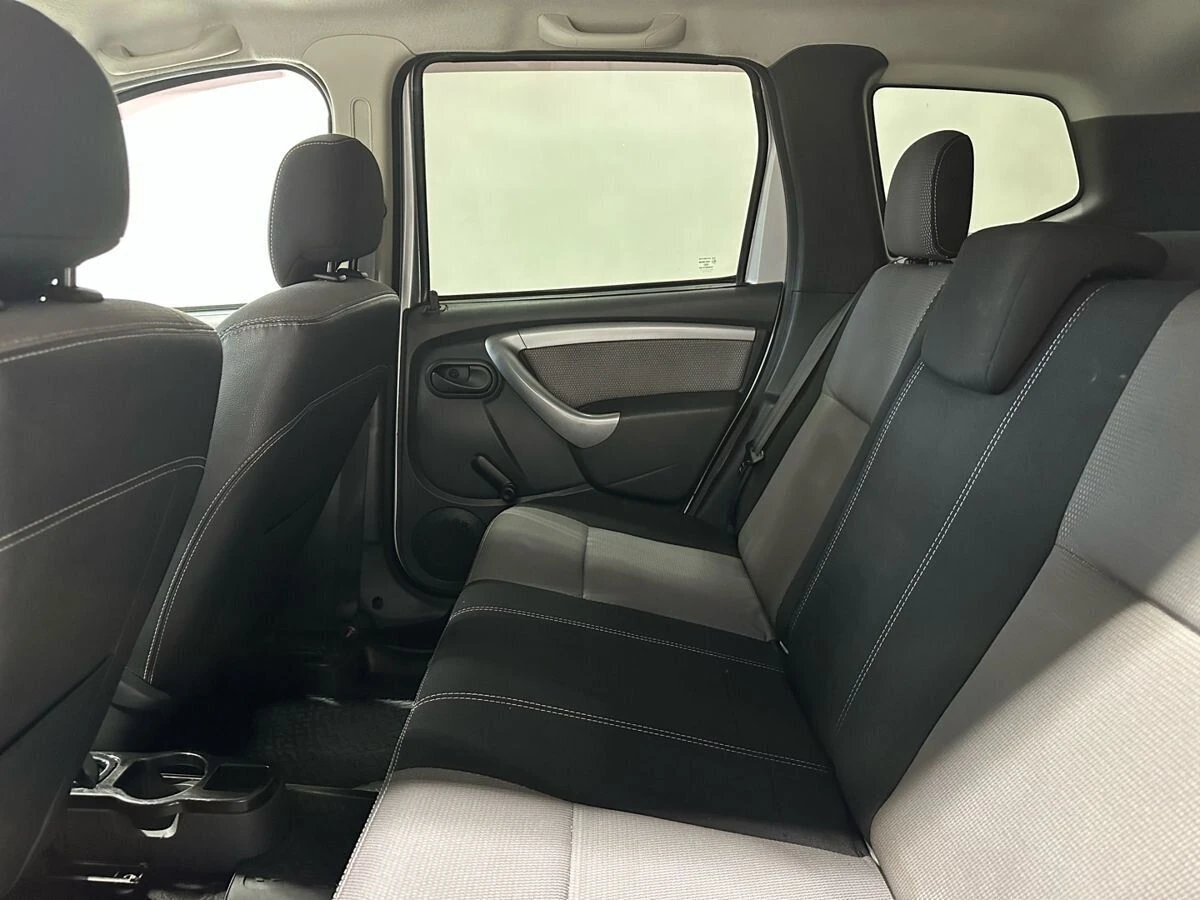 Renault Duster, 2013г, полный привод, механика