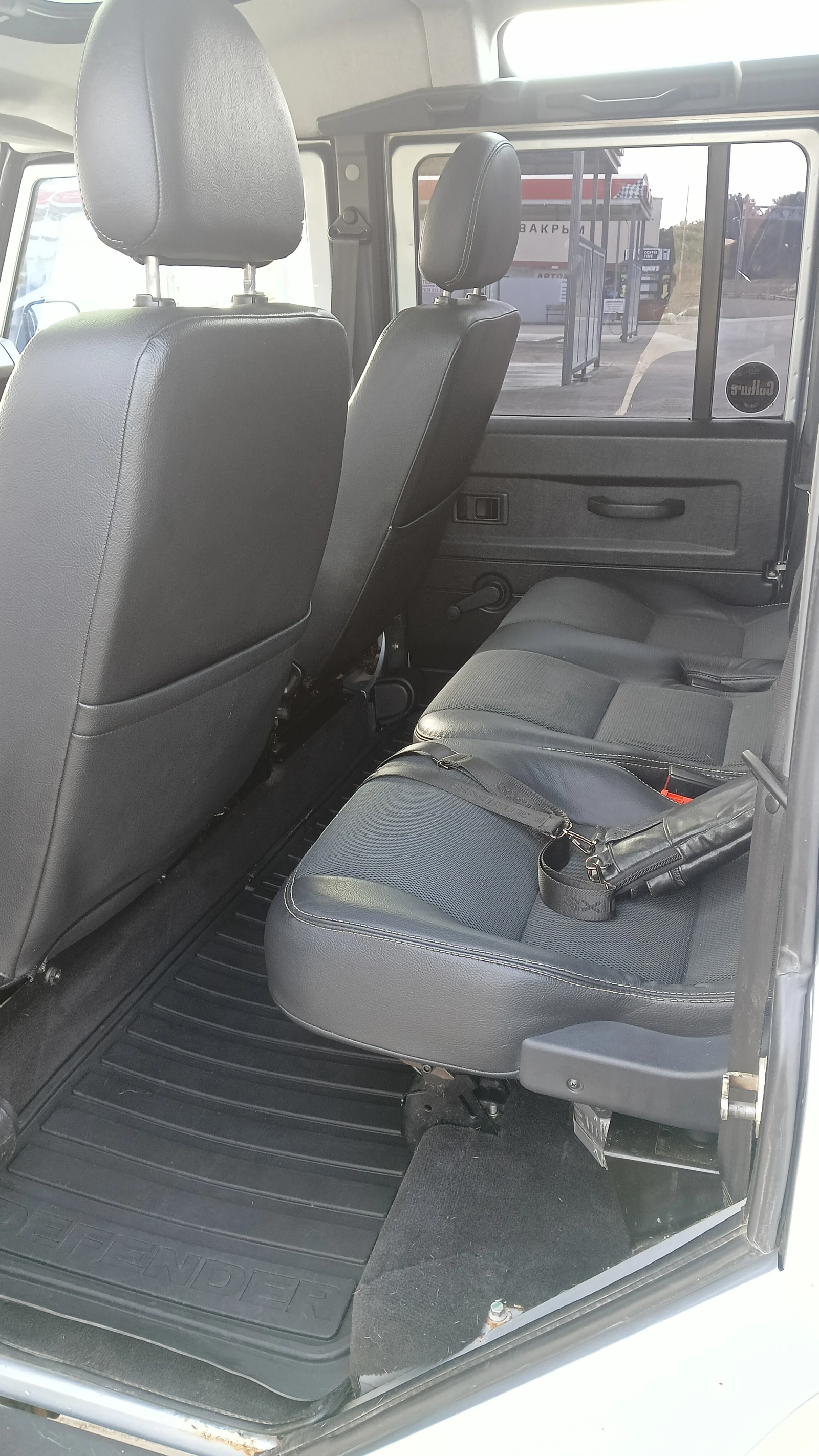 Land Rover Defender, 2013г, полный привод, механика