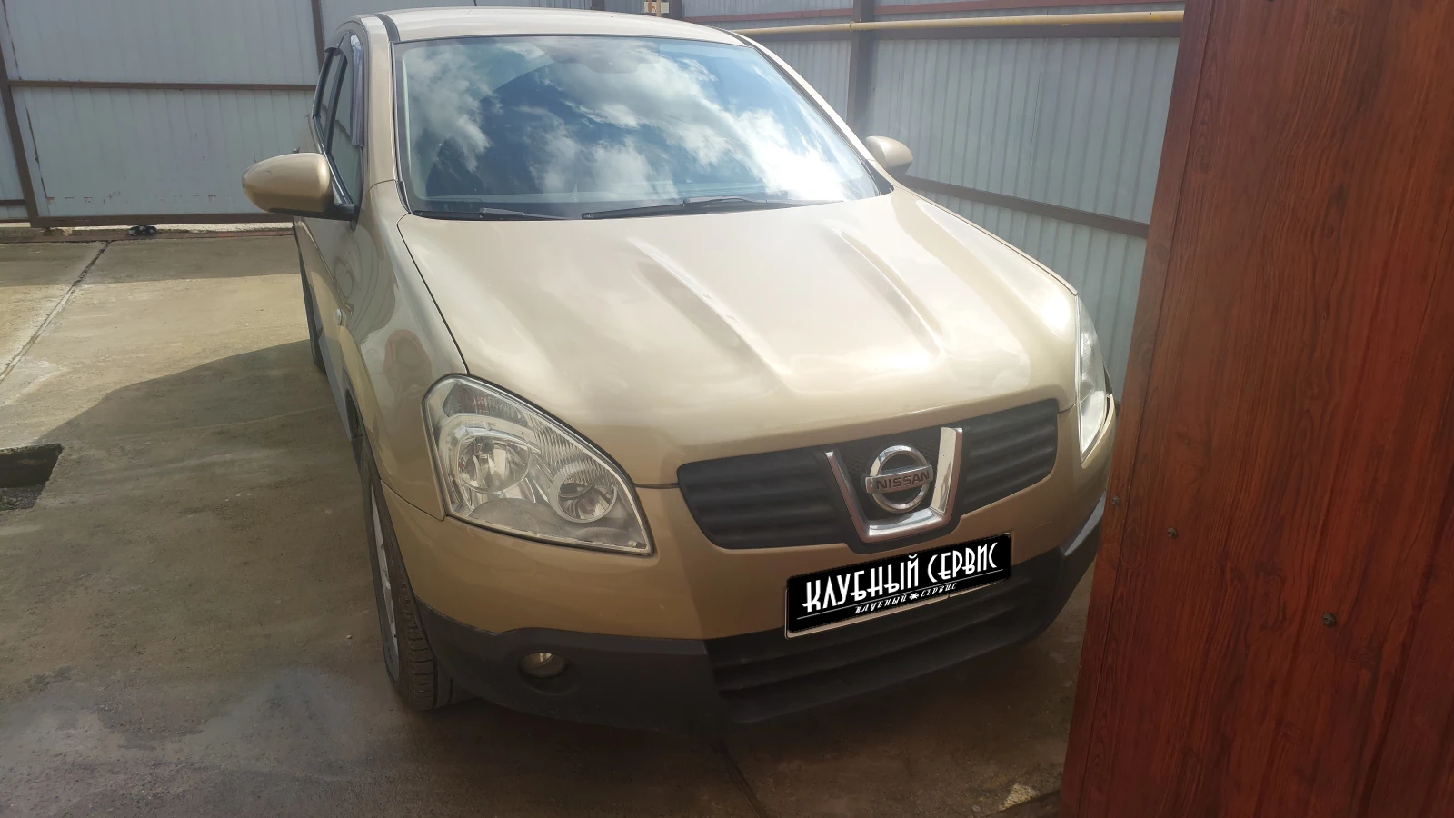 Nissan Qashqai, 2008г., полный привод, вариатор