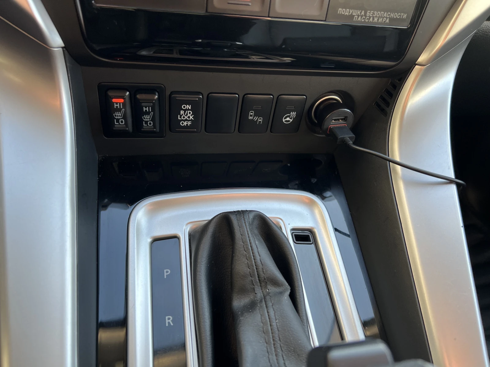 Mitsubishi Pajero Sport, 2016г, полный привод, автомат