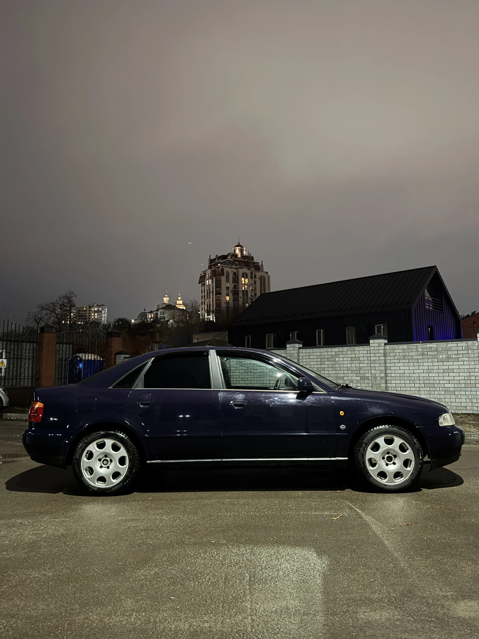 Audi A4, 1996г, передний привод, механика